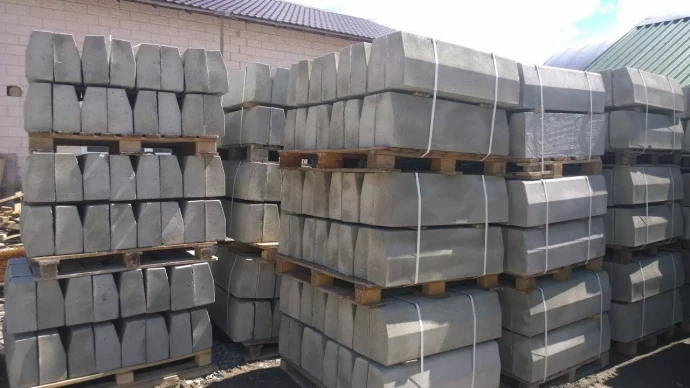 Бордюр Дорожный - 1000х300х150 мм